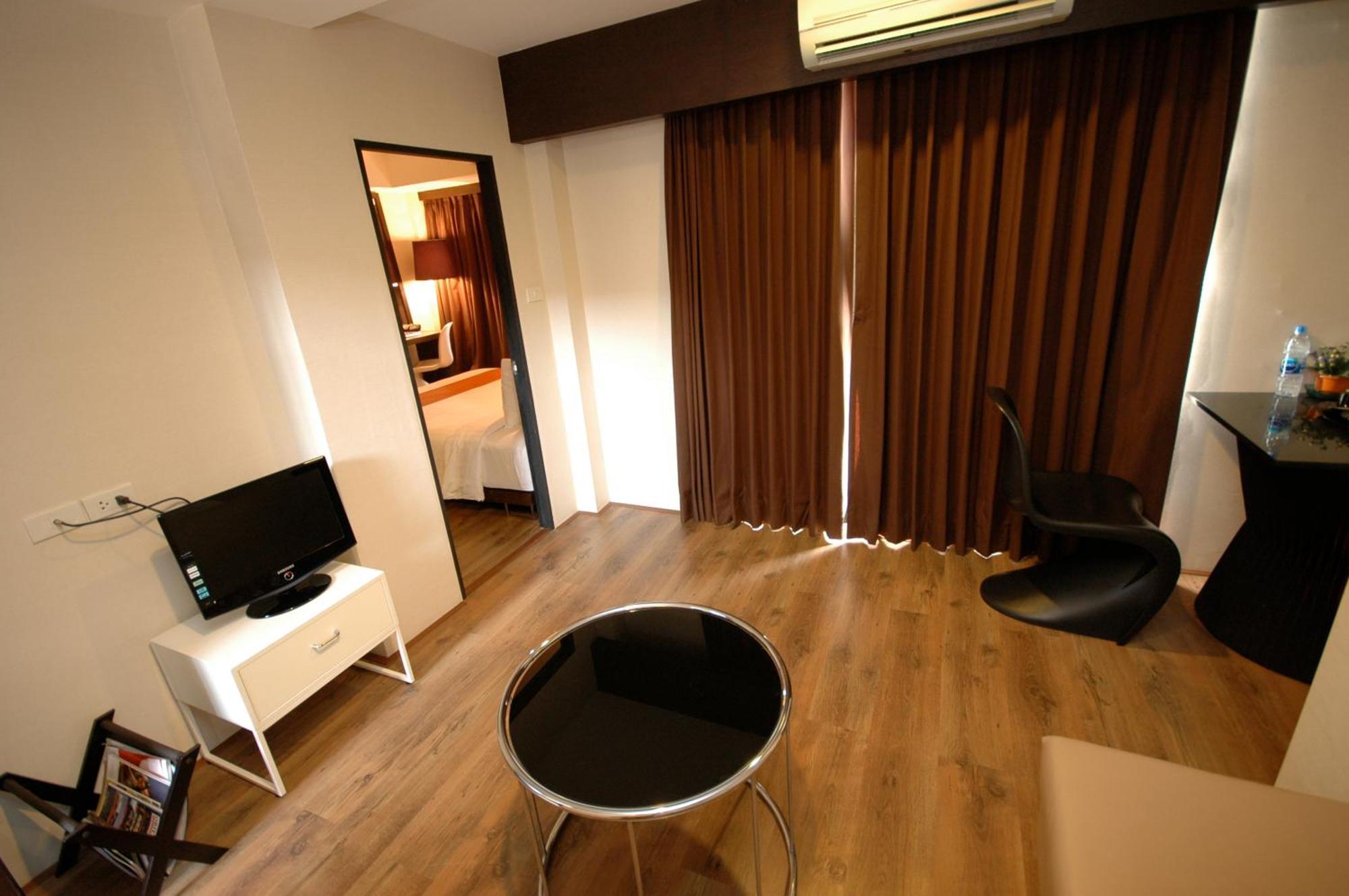 Manita Boutique Hotel Pattaya Bilik gambar